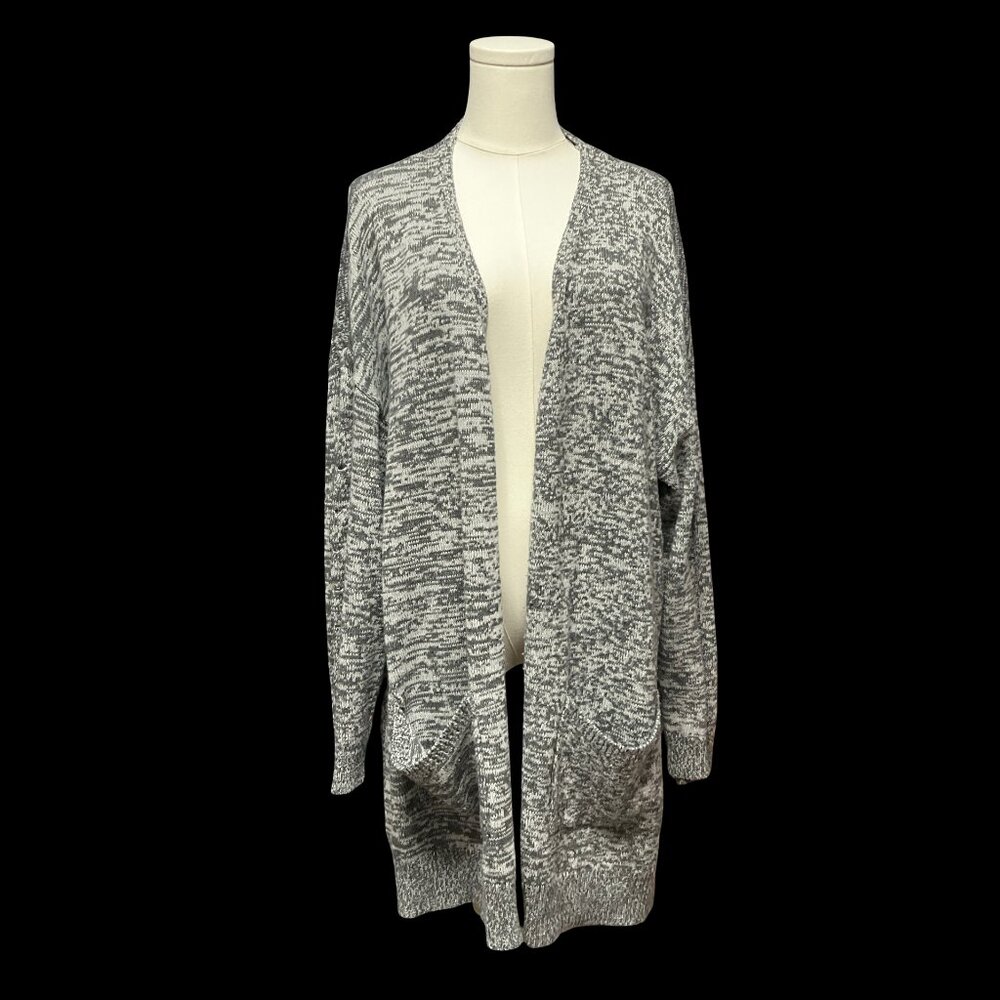 👗5/$25 - Grey Knit Cardigan w/ Cable Knit Sleeve Detail